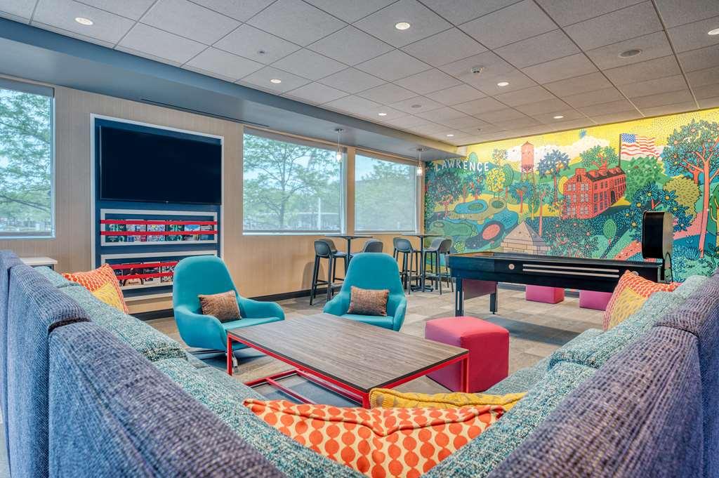 Tru By Hilton Indianapolis Lawrence, In Hotel Interior foto